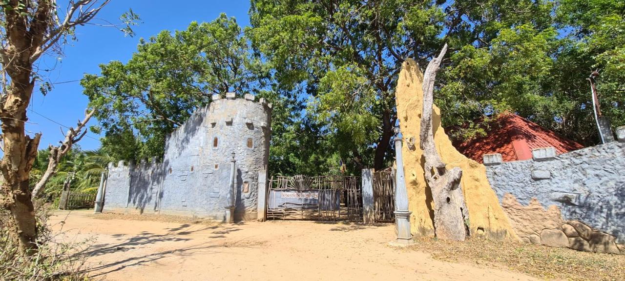 Humbhaha Jungle Yala Nature Eco Resort Kataragama Buitenkant foto